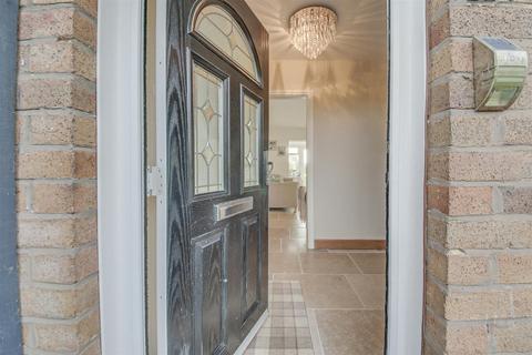 4 bedroom semi-detached house for sale, Summerwood Lane, Ormskirk L39
