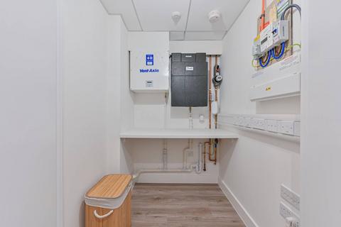 3 bedroom flat for sale, Kidbrooke Village, Kidbrooke SE3