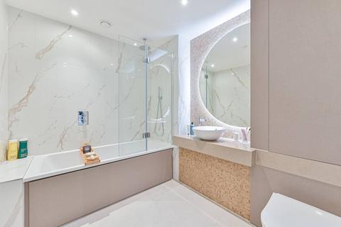 3 bedroom flat for sale, Kidbrooke Village, Kidbrooke SE3