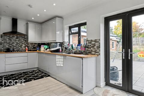 undefined, Rayleigh Road, Leigh-On-Sea