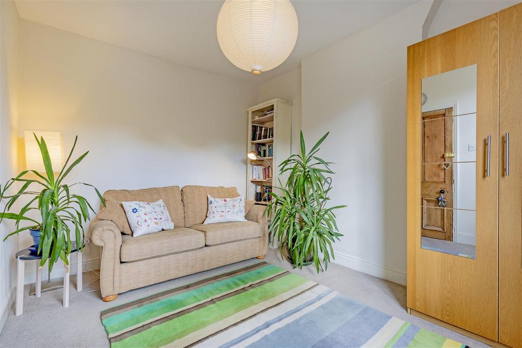Bedroom 2-1.jpg