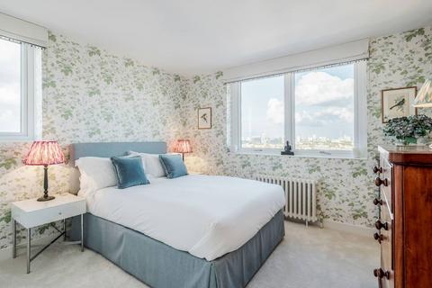 2 bedroom flat to rent, Campden Hill Towers, Notting Hill Gate, London, W11