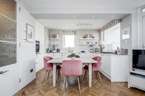 Campden Hill Towers, Notting Hill Gate, London, W11