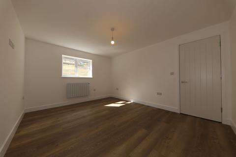 undefined, London Road, Hemel Hempstead HP3