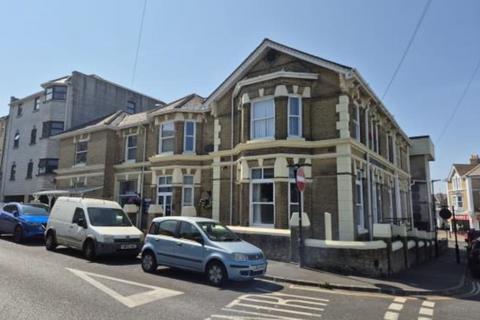 Hairdresser and barber shop to rent, 6 Palmerston Rd Shanklin PO37 6AU