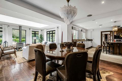 undefined, Henley-On-Thames RG9