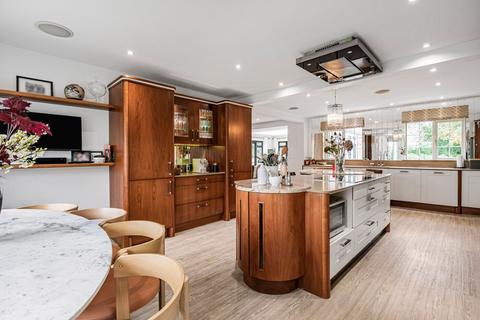 undefined, Henley-On-Thames RG9