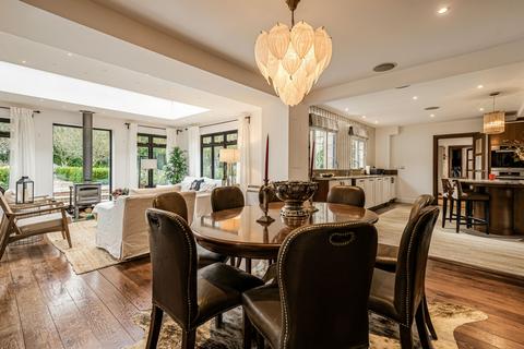 undefined, Henley-On-Thames RG9