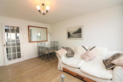 2 bedroom apartment to rent, Ferguson Close, London, E14