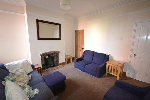 5 bedroom terraced house to rent, Landseer Road, Leicester
