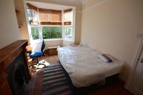 5 bedroom terraced house to rent, Landseer Road, Leicester