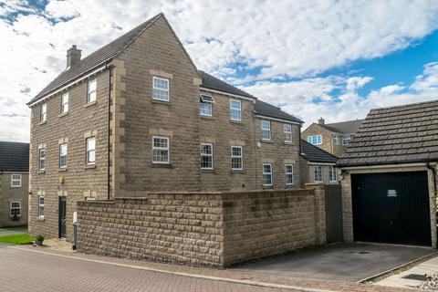 3 bedroom townhouse for sale, Gardeners Walk, Skelmanthorpe, HD8