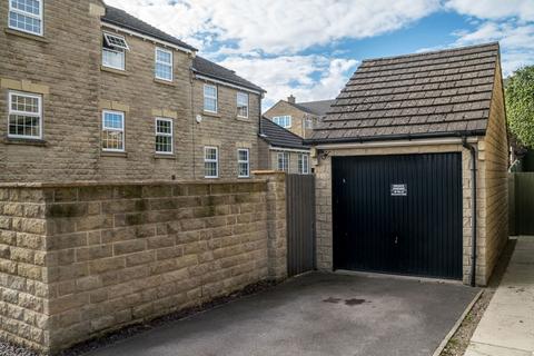undefined, Gardeners Walk, Skelmanthorpe, HD8