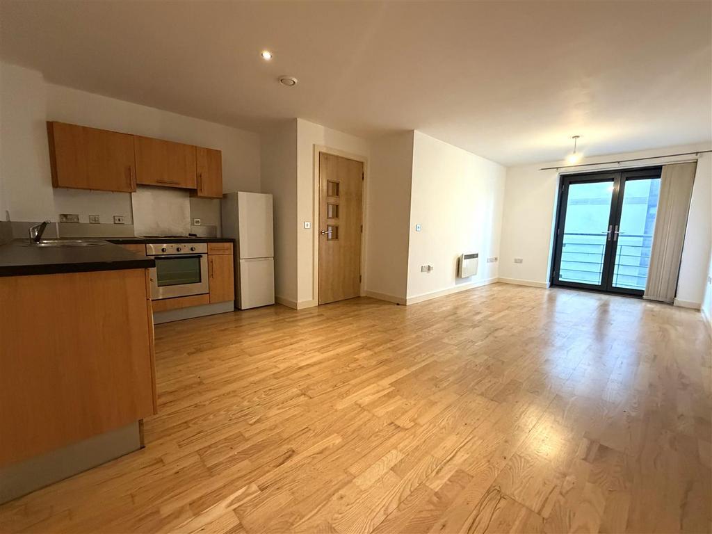 Living Room 2 .jpeg