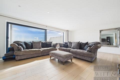 5 bedroom detached house for sale, Amsterdam Way, St. Leonards-On-Sea