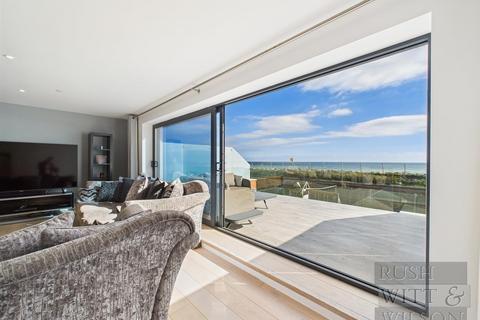 5 bedroom detached house for sale, Amsterdam Way, St. Leonards-On-Sea