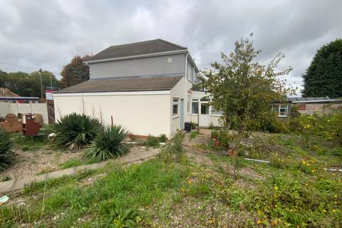 undefined, Grafton Road, Oldbury B68