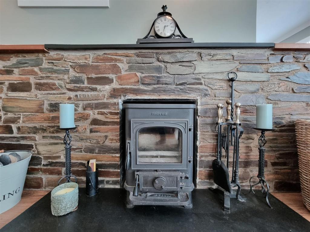 Fireplace.jpg