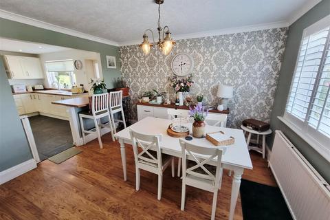 undefined, Liftondown, Lifton