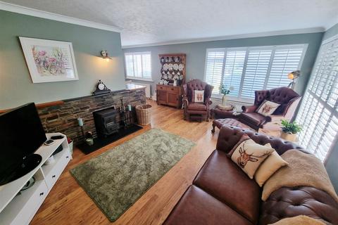 undefined, Liftondown, Lifton