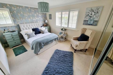 undefined, Liftondown, Lifton