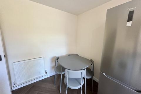 1 bedroom in a house share to rent, Willow Tree Road, Tunbridge Wells