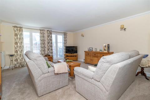 undefined, Steyne Gardens, Worthing