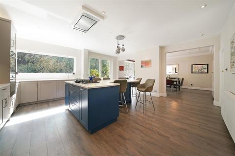 undefined, Chartfield Avenue, Putney
