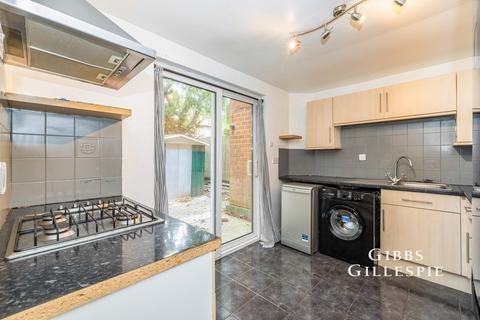 2 bedroom terraced house to rent, Hawes Close, Northwood, HA6