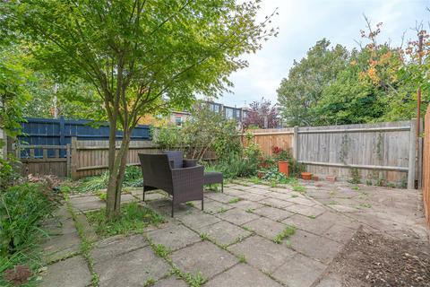2 bedroom maisonette for sale, Princes Avenue, London, N22