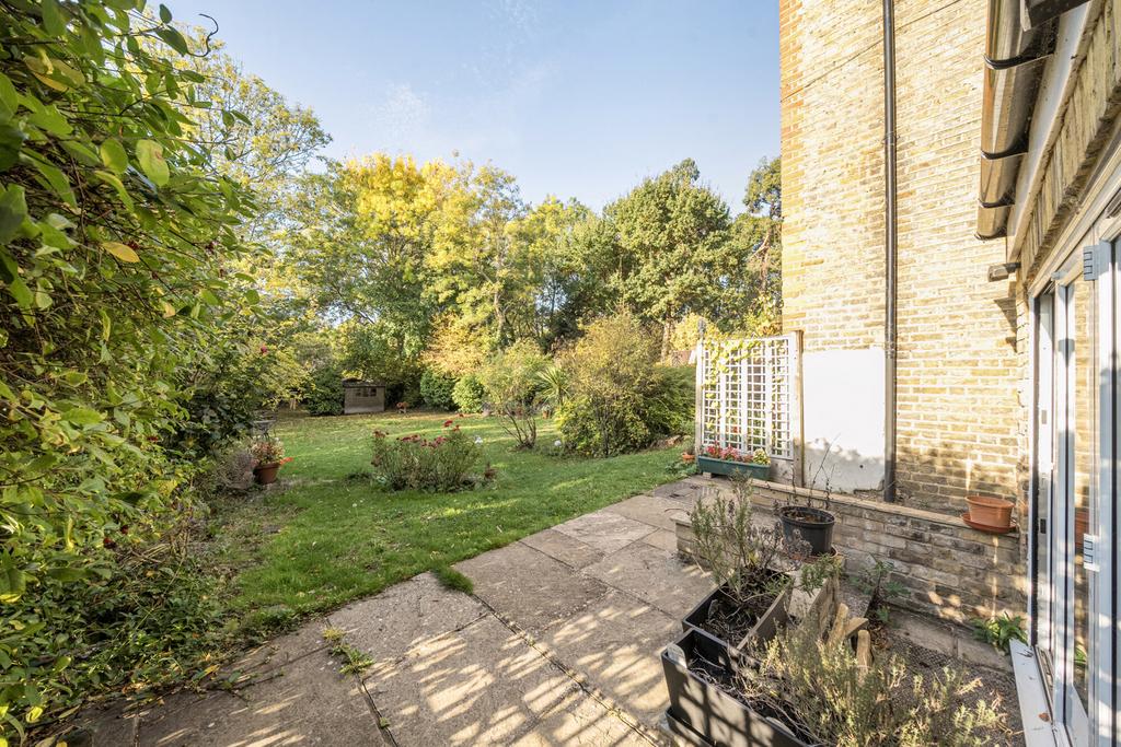 1357991-7-68e776d...