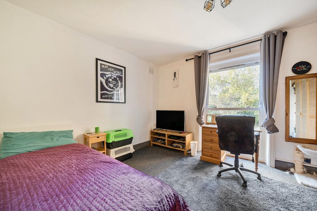 1357991-22-68e779...