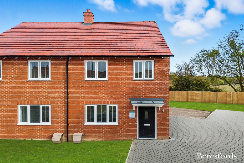 templar-green-orchard-drive-cm77-3-bed-semi-detached-house-390-000