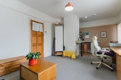1 bedroom flat for sale, Holbrook Road, South Knighton, LE2