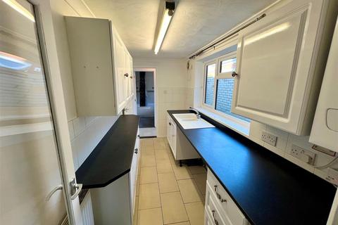 3 bedroom terraced house for sale, Raglan Street, Lowestoft, Suffolk, NR32