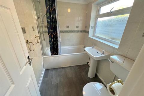 3 bedroom terraced house for sale, Raglan Street, Lowestoft, Suffolk, NR32