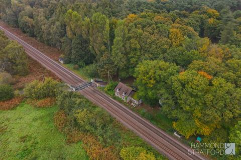 Off Hargham Road, Attleborough