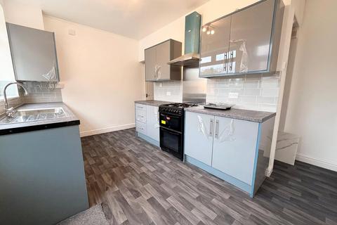 2 bedroom terraced house to rent, Prince Edward Avenue, Denton, Manchester, M34