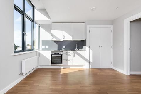 1 bedroom flat to rent, Orion House 104-106 Cranbrook Road,