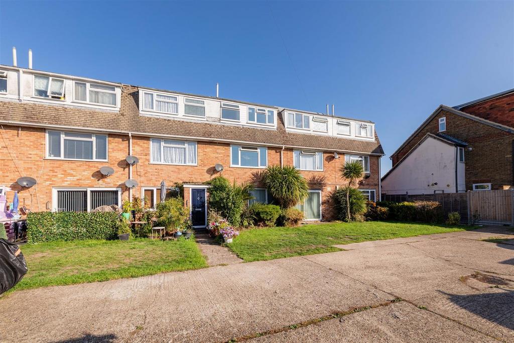 6 Sheridan Court-4.jpg