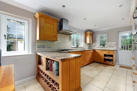 6 bedroom detached house for sale, Tom Maddock Gardens, Devon PL21