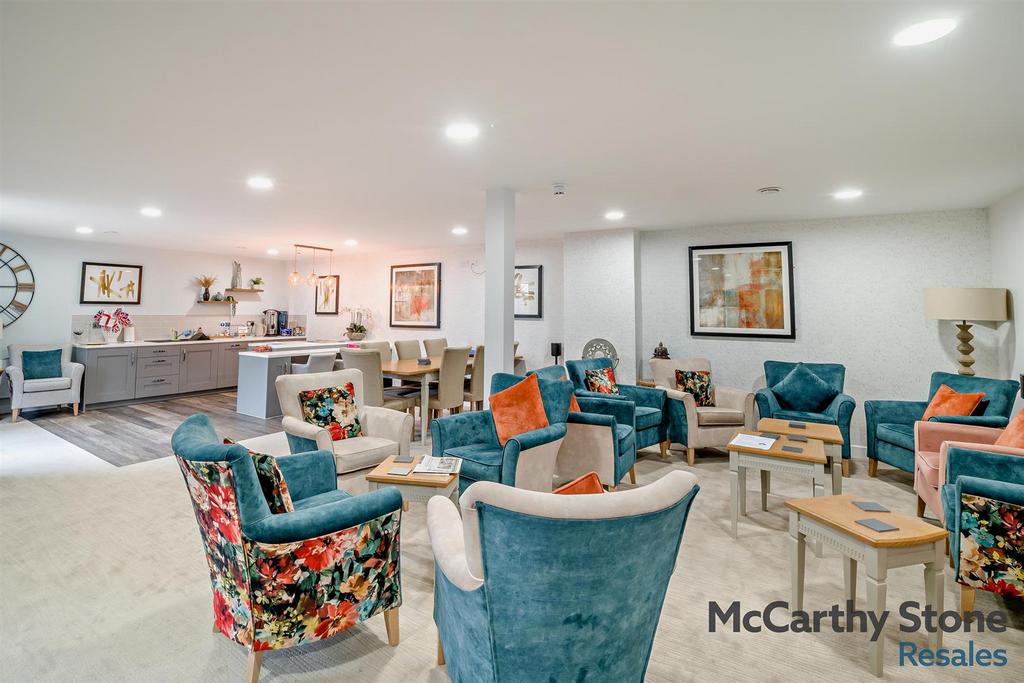 Homeowners Lounge