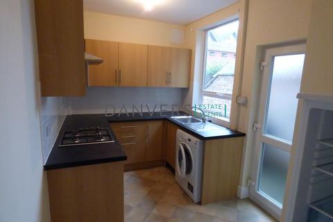 2 bedroom terraced house to rent, Grasmere Street, Leicester LE2