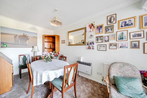 undefined, Windsor Crescent, Farnham, Surrey, GU9