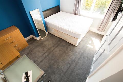 undefined, Derwentwater Grove, Headingley, Leeds, LS6 3EN