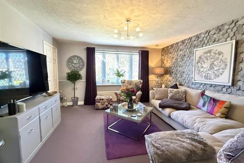 3 bedroom detached house for sale, Tindale Close, Yarm, TS15 9UD