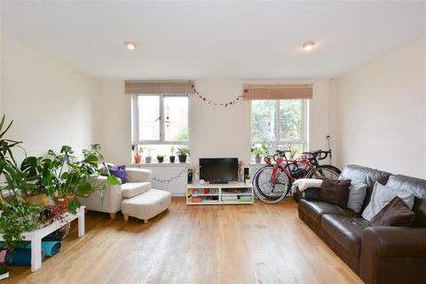 3 bedroom maisonette for sale, William Rathbone House, Florida Street, London