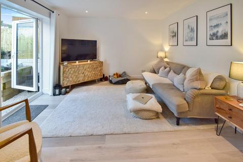 48 Nickleby Close, Rochester, ME1 2LE