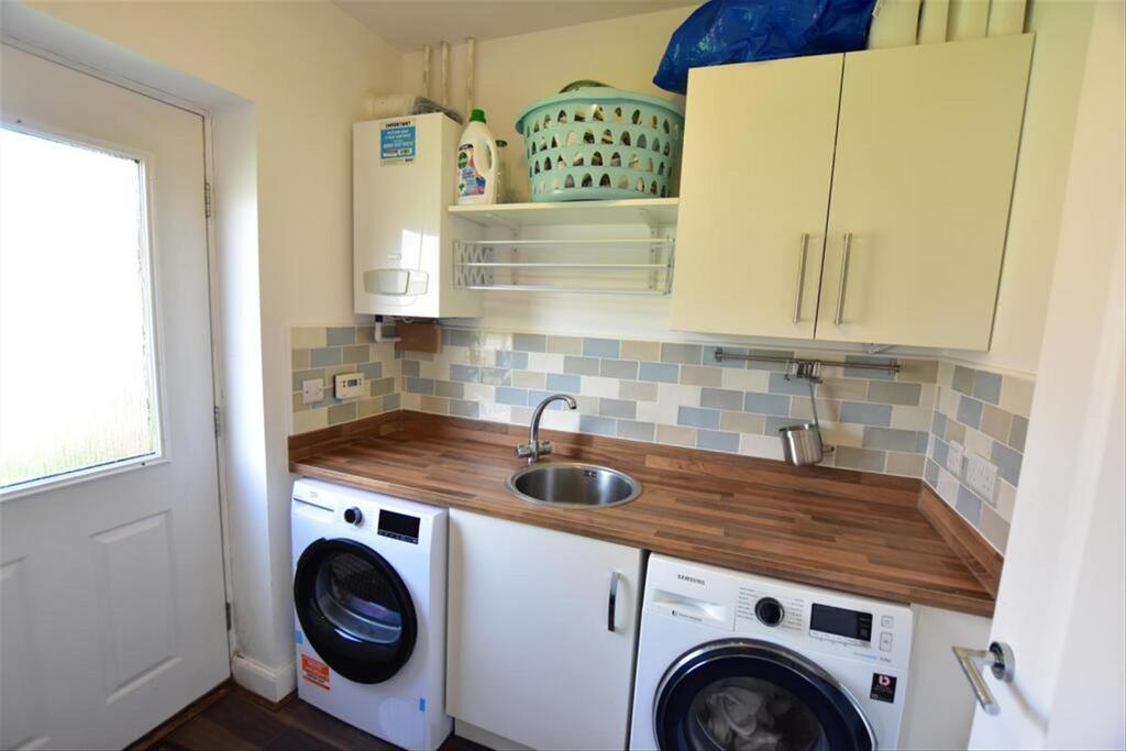Eagle Close Utility