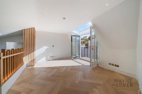 undefined, Eglon Mews, Primrose Hill, NW1